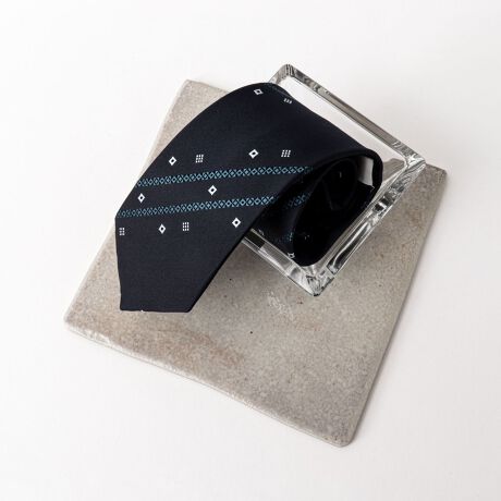 [^ԁF5-0718-5-64-107]QAchille Pinto(ALEsg)Ђ̐ngpō̃m[[YIWilN^Ch2025AWRNVhQPINTOЂ1933NnƂŐEL̃VNYnłC^Ak̃RnɂđnƎ҃ALEsg3̔pD@ĐƂn܂AlN^CWJ[hn̐ƂĒNɂ킽NƉƐ_ƊvVǋĂTvC[łB̃ghɍ킹ĕzFg񂾍ōnI肵AfUC̍וɂ܂łlN^ĆA̖DHɂĈ{{DŎdĂĂ܂BnɂA荂̂VNgpĂ܂Bcނɂ͈ʓIȃ|GXe͂̍E[{ANcgpAԂ̂2cꕔŎgpȂǁA\nƂ̃oX݂ȂœKȒߐSnɂȂ悤ɐcނgčĂ܂ByݎƂ́zȎD(nhCh)lN^C̏؂ƂuݎvtĂ܂A匕̗ɂĂ郋[v̎̂ƂŁAlN^C̗D킹Ă鎅̗]蕔ɂ܂B D̐[ɗ]T邱ƂŁAlN^CԍۂɃXXƓADƐn̔jh܂ByӁzEnhChɂA̍܂̂ŗ\߂BEDA̔zu摜ƈقȂꍇ܂̂ŗ\߂BE@͐ΖnhCN[jOőPłBJK؂ȃPA̓lN^C̎΂Ƃɂq܂BCɂȂACéyCɓo^zIXXłI׏N[|AZ[񂪒ʒm悤ɂȂ܂By戵̂Ӂzip߂ɁAAeV^OKmF̏Ap͂舵BXyщOł̎Be摜́A̓ŐFČꍇ܂Bi̐F́AX^WIBẻ摜QƉBi摜ɊւĂ͏o蒉ɕ\o悤w߂Ă܂Aqlp̃j^[̐ݒyѓɂAۂ̏iƔrFɎ኱̌덷ꍇ܂B摜̏i̓TvƂȂ܂̂Ŏۂ̏iƎdlAHATCY኱قȂꍇ܂B