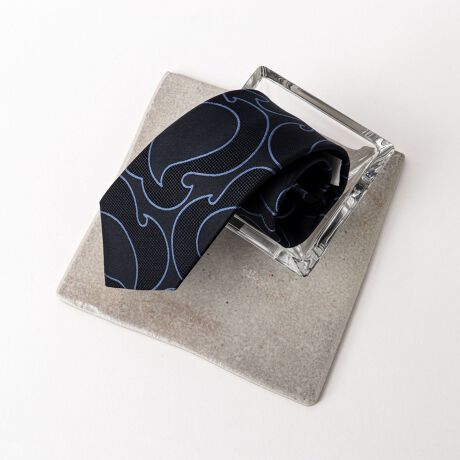 [^ԁF5-0718-5-64-109]QAchille Pinto(ALEsg)Ђ̐ngpō̃m[[YIWilN^Ch2025AWRNVhQPINTOЂ1933NnƂŐEL̃VNYnłC^Ak̃RnɂđnƎ҃ALEsg3̔pD@ĐƂn܂AlN^CWJ[hn̐ƂĒNɂ킽NƉƐ_ƊvVǋĂTvC[łB̃ghɍ킹ĕzFg񂾍ōnI肵AfUC̍וɂ܂łlN^ĆA̖DHɂĈ{{DŎdĂĂ܂BnɂA荂̂VNgpĂ܂Bcނɂ͈ʓIȃ|GXe͂̍E[{ANcgpAԂ̂2cꕔŎgpȂǁA\nƂ̃oX݂ȂœKȒߐSnɂȂ悤ɐcނgčĂ܂ByݎƂ́zȎD(nhCh)lN^C̏؂ƂuݎvtĂ܂A匕̗ɂĂ郋[v̎̂ƂŁAlN^C̗D킹Ă鎅̗]蕔ɂ܂B D̐[ɗ]T邱ƂŁAlN^CԍۂɃXXƓADƐn̔jh܂ByӁzEnhChɂA̍܂̂ŗ\߂BEDA̔zu摜ƈقȂꍇ܂̂ŗ\߂BE@͐ΖnhCN[jOőPłBJK؂ȃPA̓lN^C̎΂Ƃɂq܂BCɂȂACéyCɓo^zIXXłI׏N[|AZ[񂪒ʒm悤ɂȂ܂By戵̂Ӂzip߂ɁAAeV^OKmF̏Ap͂舵BXyщOł̎Be摜́A̓ŐFČꍇ܂Bi̐F́AX^WIBẻ摜QƉBi摜ɊւĂ͏o蒉ɕ\o悤w߂Ă܂Aqlp̃j^[̐ݒyѓɂAۂ̏iƔrFɎ኱̌덷ꍇ܂B摜̏i̓TvƂȂ܂̂Ŏۂ̏iƎdlAHATCY኱قȂꍇ܂B