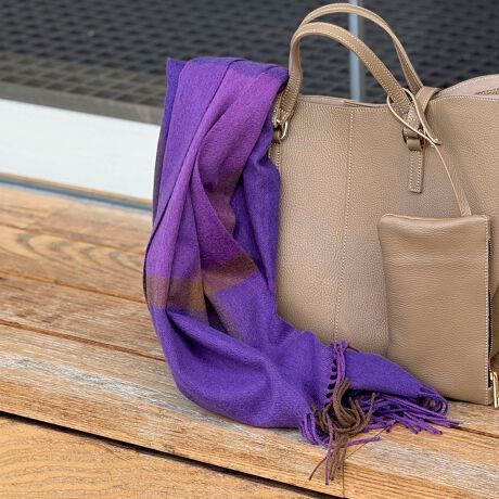 [^ԁF5-0131-6-14-109]NOLLEY'SPointEJV~̃`FbNXg[Eŏ_炩ȔGƁAIWizF̃J[WJ́EtW݂200cm̒ŁAlXȊ̃AWy߂܂BEMtgɂIXX̃ACe戵̂ӁAeV^OKmF̏Ap͂舵BCɂȂ鏤íACɓo^IXXłIN[|A׏񂪁Aʒm悤ɂȂ܂BXyщOł̎Be摜́A̓ŐFČꍇ܂B  i̐F́AX^WIBẻ摜QƉBi摜ɊւĂ͏o蒉ɕ\o悤w߂Ă܂A  qlp̃j^[̐ݒyѓɂAۂ̏iƔrFɎ኱̌덷ꍇ܂B