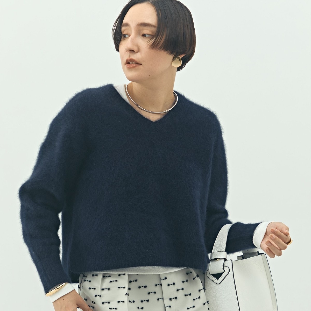 美品✨NOLLEY’S ヘアリーストレッチVネックプルオーバーニット 25AW 美品✨NOLLEY'S ヘアリーストレッチVネックプルオーバーニット 25AW