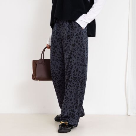 [^ԁF5-0036-6-09-006]25AW2nd NOLLEY'SPointEyĂӂƂXG[h^b`fނɁAIp[hvĝC[W[pcEEGXg͑SŃNAɃtg̃h[XgOŃJWAȔvXEVvȃgbvXɍ킹邾ŃR[f܂pcEꂢ߂ɂJWAɂ킹₷Ad󂷂{Eѓdh~ntŁA~KEV[YXŊ􁜂戵̂Ӂip߂ɁAAeV^OKmF̏Ap͂舵BCɂȂ鏤íACɓo^IXXłIN[|A׏񂪁Aʒm悤ɂȂ܂B􂢉XyщOł̎Be摜́A̓ŐFČꍇ܂Bi̐F́AX^WIBẻ摜QƉBi摜ɊւĂ͏o蒉ɕ\o悤w߂Ă܂Aqlp̃j^[̐ݒyѓɂAۂ̏iƔrFɎ኱̌덷ꍇ܂B摜̏i̓TvƂȂ܂̂Ŏۂ̏iƎdlAHATCY኱قȂꍇ܂B