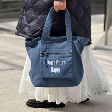 ノーリーズ(NOLLEY'S)のキャンバスロゴ刺繍トートバッグ