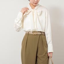 ノーリーズソフィー(NOLLEY’S sophi)のウォッシャブルサテンドビーボウタイブラウス