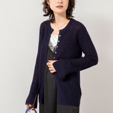 ノーリーズソフィー(NOLLEY’S sophi)の《手洗い可能》モヘヤ混片畦ミディ丈Cネックカーディガン