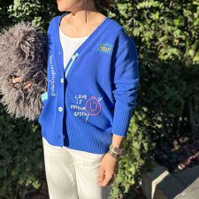 《手洗い可能》ハンド刺繍Vネックカーディガン