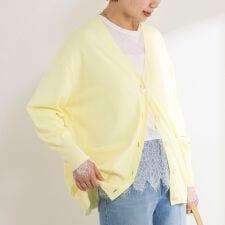 【新色追加】《手洗い可能》マルチファンクションVネックカーディガン