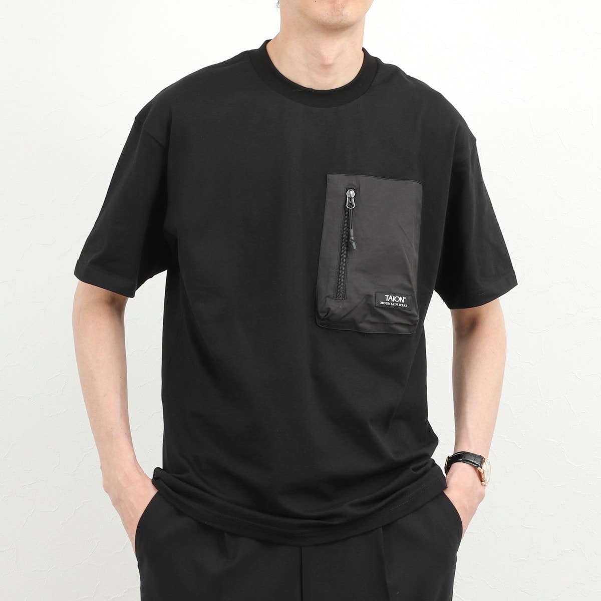 [�}���C]�yWEB����z�yTAION/�^�C�I���zMOUNTAIN POCKET T-SHIRT �|�P�b�gT�V��/�m�[���[�Y �O�b�h�}���iNOLLEY�fS goodman�j �u���b�N