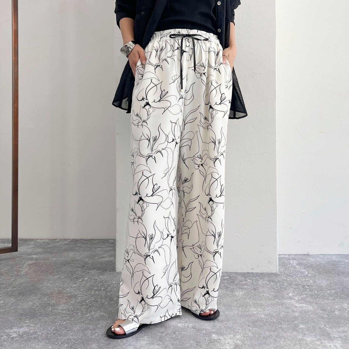 新品★ラインアートパンツ ラインアートイージーパンツ | フレディ＆グロスター