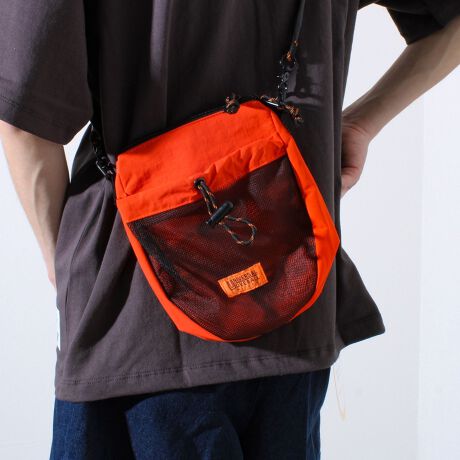 [^ԁF5-0730-9-62-371]No.UVO-204lC̃tgbVV_[obOɃ~jTCYVoBIWiUC̃V_[̓uh炵|CgłBƂ܂ł̃~jobOƂčœKłBi`Ȉۂ̃iCfނރACełByUNIVERSAL OVERALL/jo[TI[o[I[z1924NɑnƂAJAVJS̃[NEFAuhBn[hŃ[YiuȃACeAق1I߂ɓnSĒǋĂB݂łAAJł͐ȂA[NEGAƂāÃ[J[ɎxĂBłAԂ̃Rbg100%̃[NpcJo[I[AVbvR[ǵAÂǂAJ̃[NEFAD{̃t@Ă郍OZ[ACełB܂Aނ̓^tȃ[NEGAǋĂŁA蒅pɑ΂đϋvȃ|GXeã`mfނ肢܂B戵̂ӃAeV^OKmF̏Ap͂舵BXyщOł̎Be摜́A̓ŐFČꍇ܂Bi摜ɊւĂ͏o蒉ɕ\o悤w߂Ă܂Aqlp̃j^[̐ݒyѓɂAۂ̏iƔrFɎ኱̌덷ꍇ܂B摜̏i̓TvƂȂ܂̂Ŏۂ̏iƎdlAHATCY኱قȂꍇ܂B