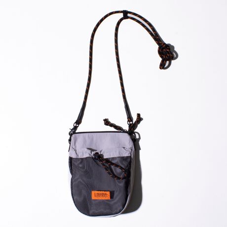 [^ԁF5-0730-9-62-371]No.UVO-204lC̃tgbVV_[obOɃ~jTCYVoBIWiUC̃V_[̓uh炵|CgłBƂ܂ł̃~jobOƂčœKłBi`Ȉۂ̃iCfނރACełByUNIVERSAL OVERALL/jo[TI[o[I[z1924NɑnƂAJAVJS̃[NEFAuhBn[hŃ[YiuȃACeAق1I߂ɓnSĒǋĂB݂łAAJł͐ȂA[NEGAƂāÃ[J[ɎxĂBłAԂ̃Rbg100%̃[NpcJo[I[AVbvR[ǵAÂǂAJ̃[NEFAD{̃t@Ă郍OZ[ACełB܂Aނ̓^tȃ[NEGAǋĂŁA蒅pɑ΂đϋvȃ|GXeã`mfނ肢܂B戵̂ӃAeV^OKmF̏Ap͂舵BXyщOł̎Be摜́A̓ŐFČꍇ܂Bi摜ɊւĂ͏o蒉ɕ\o悤w߂Ă܂Aqlp̃j^[̐ݒyѓɂAۂ̏iƔrFɎ኱̌덷ꍇ܂B摜̏i̓TvƂȂ܂̂Ŏۂ̏iƎdlAHATCY኱قȂꍇ܂B