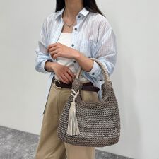 タッセル付きラメペーパーカゴバッグ
