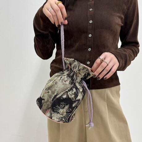 [^ԁF5-0502-5-32-101]CASSELINIy2025 AWz؂₩ȃWK[h͂̑lВobOpointEWK[hn̉؂₩ȕ炵ВobOEnƂ̂AFƂăR[fBl[g̃ANZgɁEV_[ɂ͏_炩[R[hgpĂA|ł莝łKɎgdlłEƂВVGbglfUCERpNgȂڈȏ̎[͂ŁAfC[炨o܂ŕL􂵂܂s[̖ڈtE~jzEX}[gtHECzE^InJ`E|PbgeBbVyCASSELINI/LZ[jz1987NɃX^[gobOANZT[肪{̃uhuCasseliniiLZ[jjvB̓ʂɂĂ鏬ȍKuhRZvgɁAG݂Ă܂BîCɓo^yCɓɓo^z𐥔񂲊pB ēׂ̒ʒm͂܂B戵̂ӁAeV^OKmF̏Ap͂舵BXyщOł̎Be摜́A̓ŐFČꍇ܂Bi̐F́AX^WIBẻ摜QƉBi摜ɊւĂ͏o蒉ɕ\o悤w߂Ă܂Aqlp̃j^[̐ݒyѓɂAۂ̏iƔrFɎ኱̌덷ꍇ܂Bn̓Â܂̂ŗ\߂BJ⊾ɂAGꂽԂł̎gṕAFFڍšƂȂꍇ܂̂ŏ\ɂӉBTvł̍̐̂߁ATCY\͂܂ŖڈƂȂ܂B\߂B