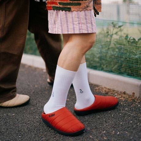 [^ԁF5-0716-5-67-350]łӂƏo|鎞ɑfŗH~T_PermanentV[YoEAbp[nɃetH{ƂŝEhʂENщHn4w\̃C\[Ŝݍ݁A_Ê悤ȒgƗDSnE4w\̃NbVC\[őŜɔQ̃tBbg𐶂ݏo܂EAEghAV[ł͂̂ƁAƂȂǂɂd󂷂ACeƂȂĂ܂EG߁AfŃTbƗSUBŨT_Buhグ璷NꑱĂAԃfPermanent CollectionłEܕtȂ̂ŁAItBX₲Ȃǂł́A~̃[V[YƂĂQłE炵ɓގgSnǋAfUCv_NgłTCYɂāF0EEE22.0-23.5cm1EEE24.0-25.5cm@2EEE26.0-27.5cm@3EEE28.0-29.5cmySUBU/Xuz~AӂƏo|ƂɂfŗB܂łɂȂVH~̃T_Ă郌bOEFAuhłB_Ê悤ȒgƋNщH̓nA4w\̃C\[noDSnłB戵̂ӃAeV^OKmF̏Ap͂舵BXyщOł̎Be摜́A̓ŐFČꍇ܂Bi摜ɊւĂ͏o蒉ɕ\o悤w߂Ă܂Aqlp̃j^[̐ݒyѓɂAۂ̏iƔrFɎ኱̌덷ꍇ܂B