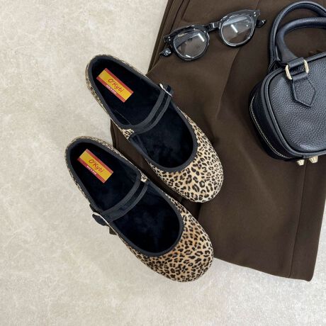 [^ԁF5-0518-5-37-104]OfKytiy2025 AWzNVJ[hYxA[WF[pointEV[Y[h܂xAfނ̃[WF[EVvȂ炵ۂ݂̂tHENbV̂C\[ŗSnKEtbgfUCŕ₷AfC[ɂoɂE\bNX킹ŃJWAɁA^Ccƍ킹ătF~jɂy߂ꑫyO'KYTI/ILeBz1995NXyCɂđnƁB[bpẽrbO]ALuhOEM𐔑|Ăt@Ng[uhBîCɓo^yCɓɓo^z𐥔񂲊pB ēׂ̒ʒm͂܂B戵̂ӁAeV^OKmF̏Ap͂舵BXyщOł̎Be摜́A̓ŐFČꍇ܂Bi̐F́AX^WIBẻ摜QƉBi摜ɊւĂ͏o蒉ɕ\o悤w߂Ă܂Aqlp̃j^[̐ݒyѓɂAۂ̏iƔrFɎ኱̌덷ꍇ܂Bn̓Â܂̂ŗ\߂BJ⊾ɂAGꂽԂł̎gṕAFFڍšƂȂꍇ܂̂ŏ\ɂӉBTvł̍̐̂߁ATCY\͂܂ŖڈƂȂ܂B\߂B