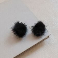ミンクファーピアス