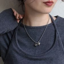 フレディエミュ(fredy emue)のシルバーWハートアジャストネックレス