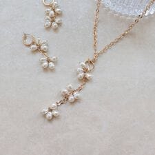 フレディエミュ(fredy emue)の粒パールY字チェーンネックレス