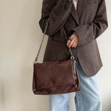 フレディエミュ(fredy emue)のキルト柄チェーンバッグ