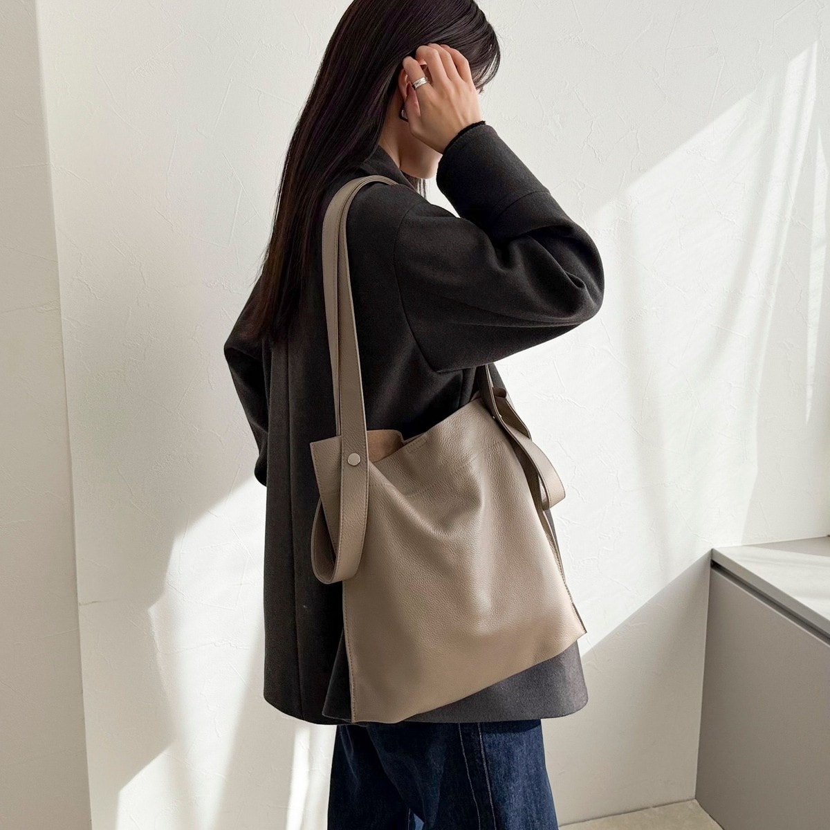 AULENTTI/オーレンティ】スエード巾着チェーンショルダーバッグ