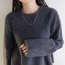 クロスビーズミドルネックレス