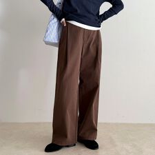 チノタックパンツ