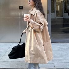 ミドル丈オーバートレンチコート