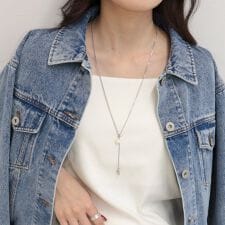 パールチャームY字ネックレス