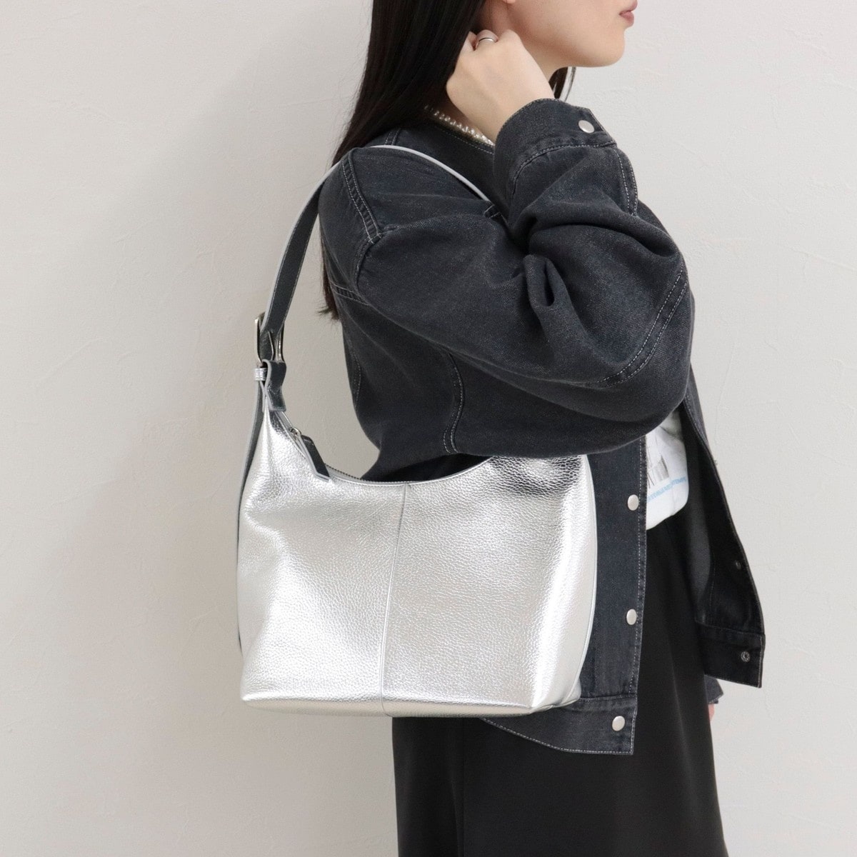 [�}���C]�yBEAURE/�r�����z�o�b�N���A�W���X�g�����n���h���o�b�O/�t���f�B�G�~���ifredy emue�j �V���o�[