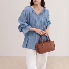 コットンボイルシアーデニムシャーリングブラウス