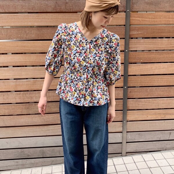 R*n様 bonjour diary♡花柄フリル長袖ブラウス 6Y フリル襟 花柄ブラウス 長袖ブラウス ブラウス hellodream 通販