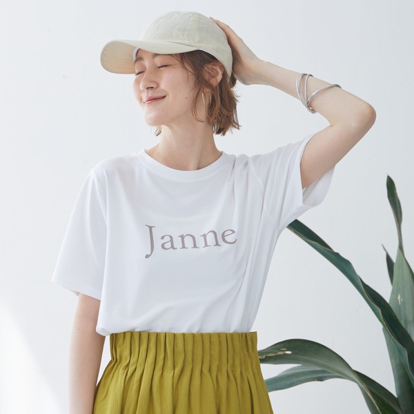 ＪａｎｎｅロゴプリントＴシャツ | ドゥ アルシーヴ(Doux archives