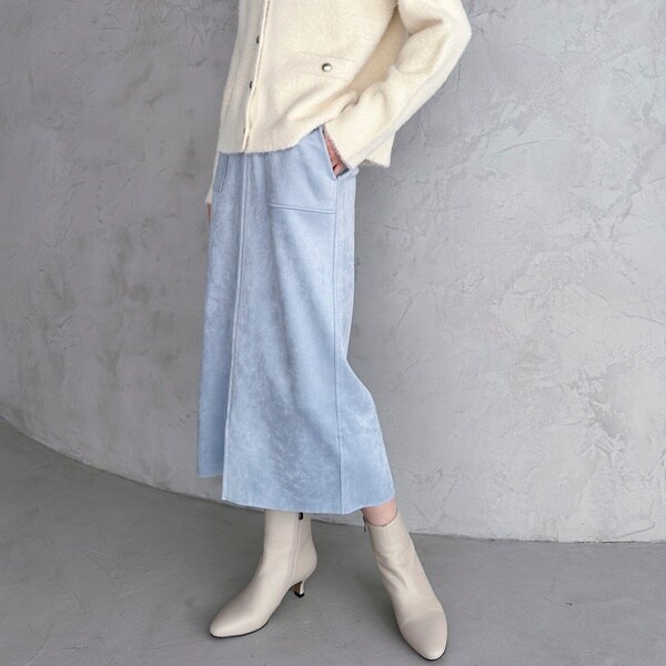 Wzipフェイクスエードタイトスカート | ドゥ アルシーヴ(Doux