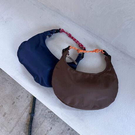 [^ԁF252214778013]gh̃pR[hgVNȃ~jobOParacordXgbvV[YɃiC^CvoB킸100gƒyʂŃXgXt[ȏɁA[₷Ȃǋ@\ɂDꂽfUCBig₷iCfނɁAJWAȃR[hXgbvƃobNANZgɂȂĂ܂BR[h̓nhɕtČ|obOƂĎgAP̂Ń`[ƂĂgĂOKBE̓IȃVGbg̃~jobOEANZgvXّfރRrfUCE̓KxȂƂ芴̂iCfނgpEvȃAEghAp̃R[hgXgbvEŜt@Xi[^Cv̊JEJ[h⌮Ȃǂ̎[ɕ֗ȓ|PbgtE100yLE VERNIS/ExjzsIŎRȃX^CAl̏ɌăACfeBeB̂l̏ɌătŃtF~jȃ~bNXX^CāBgRoughhgFemininehgUtilityh3̃L[[hɁAJWAłȂ珗炵YȂfBeB[AIIt킸gȂ@\fނɂǋyByӎzE摜̏i̓TvłBۂ̏iƎdlAH኱قȂꍇ܂BETCY\L͂܂ŖڈƂȂ܂BE舵ɂẮAiɂĂi\łmFBEƖ̊֌WɂAۂ薾邭ꍇ܂B܂p\RȂǂ̊ɂAiƉ摜̃J[኱قȂꍇ܂̂ŁA\߂܂B