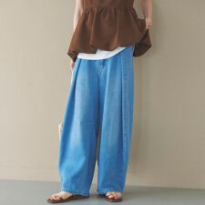 ソフトデニムワイドタックパンツ