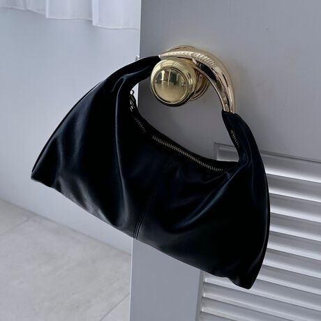 [^ԁF254214778021]X^CÕANZgɂȂ㎿ȂGbW̌obOLE VERNISԂsculpture bagV[YAIȌ`ڂgCAOV[YoBv̂悤ȂƂƂ㎿ȍf(x[WEubN)BFdȂAV[Y[hCɍ߂Ă܂B̂Z~ChȃVGbgAoXɁB~jTCYȂA傫JԌƂ蕝̂ʂŁAg̗ǂɂ܂BEV[Y[h߂ghCNȐnEɂ͂ȂAN[Ȉۂ̃gCAOVGbgELE VERNISIWi̒IȃnhE[ACeɂẮA500mlybg{gOKEJ@Wbp[dlEɃ|PbgtE200g舵̂ӃXEF[h̏i͑fނ̐ACJEŎꍇF邱Ƃ܂B܂AfUCdAfP[gȉHĂ܂̂ŁA舵ɂ͂ӂB SCULPTURE Iȃnh́ALE VERNISIWiBObv₷悤ɉxǂdˁA悢A[`⌨ɓށA₷dオɂȂĂ܂ByLE VERNIS/ExjzsIŎRȃX^CAl̏ɌăACfeBeB̂l̏ɌătŃtF~jȃ~bNXX^CāBgRoughhgFemininehgUtilityh3̃L[[hɁAJWAłȂ珗炵YȂfBeB[AIIt킸gȂ@\fނɂǋyByӎzE摜̏i̓TvłBۂ̏iƎdlAH኱قȂꍇ܂BETCY\L͂܂ŖڈƂȂ܂BE舵ɂẮAiɂĂi\łmFBEƖ̊֌WɂAۂ薾邭ꍇ܂B܂p\RȂǂ̊ɂAiƉ摜̃J[኱قȂꍇ܂̂ŁA\߂܂B