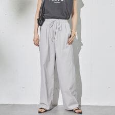 ドロストナイロンストレートパンツ