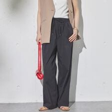 ドロストナイロンストレートパンツ