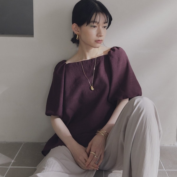ドゥ アルシーヴ DOUX ARCHIVES シアー切り替えギャザーブラウス （BLK） ドゥ アルシーヴ DOUX ARCHIVES シアー切り替えギャザーブラウス