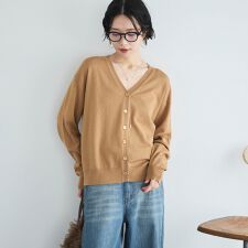 ドゥ アルシーヴ(Doux archives)の機能性　Ｖネックカーディガン