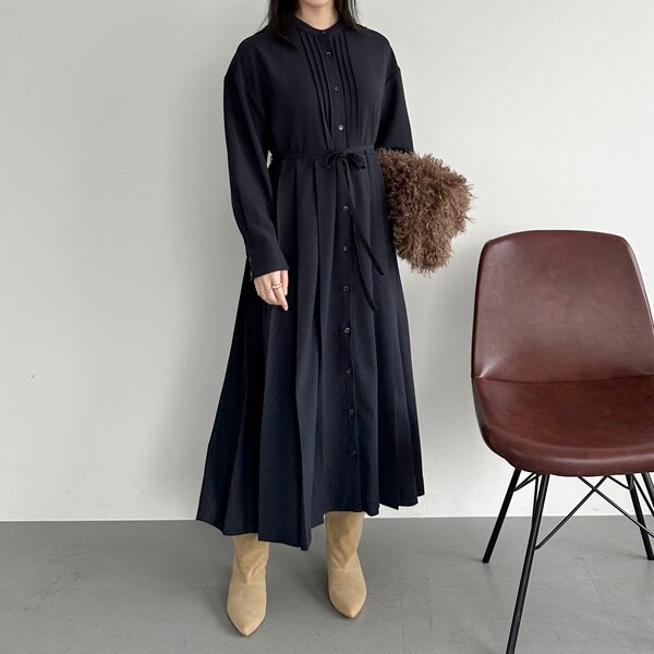 ラインボタニカル柄プリーツワンピース | イェッカ ヴェッカ(YECCA