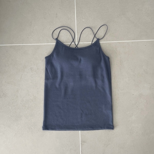 パット付きストラップキャミ／