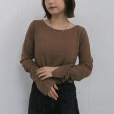 袖スリットカットＴＯＰＳ