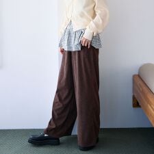 アルシーヴ(archives)のコーデュロイストレートパンツ