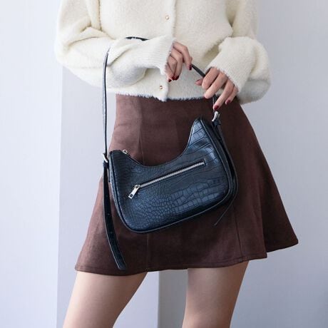 [^ԁF256114219006]BAGȂRNR̍烌U[͍IRpNgȃTCYghCNŁ|ɂƂɑ̂ɃtBbgVGbgBRpNgłOƒɃ|PbgtĂ̂Ŏ[͔QBԌLĴŎgV_[R͍D݂̒ɒ\BX^CÕ|CgɂȂBAGłI[[[[[[[[[[[[[[[ydetailzO|Pbg:|Pbg:V_[R:\[[[[[[[[[[[[[[[p̃j^[ɂAۂ̐FƑقȂꍇ܂B