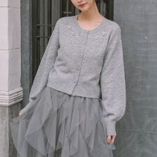 アルシーヴ(archives)のビジューニットカーディガン