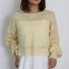 透かし編み花柄ニットプルオーバー
