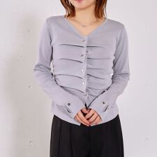 スプリングタックボタンニットプルオーバー