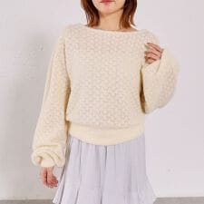 バックリボン透かしニットプルオーバー