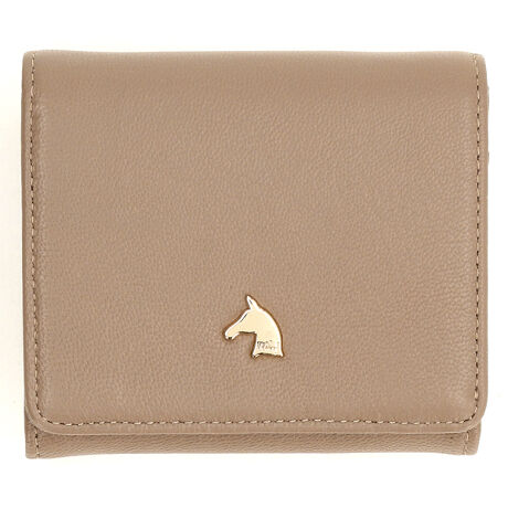 [^:810773]RrviS[gU[j{̂ߍׂ₩ȃV{ƃz[Xwbh̃^V[YłByďvŌ^ꂵɂĂRrviS[gU[jBjAXJ[̃g[vɂ̓S[h^Aɋ߂[݂̂_[NlCr[ɂ̓Vo[^킹܂B|CgJ[hՂ傫J~jEHbgBUȂ炨DAJ[h[ł܂BLɊJWbp[ŏK̏oyXB