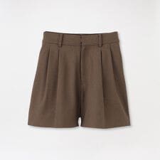 タックショートパンツ